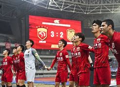 db真人官网-上海上港队球员面临伤病困扰的简单介绍