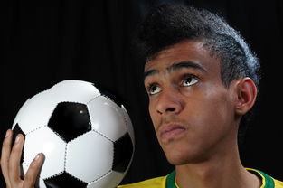 db gaming 中文-中层球队如何靠定位球提升竞争力缩小差距，足球中定位球  第2张